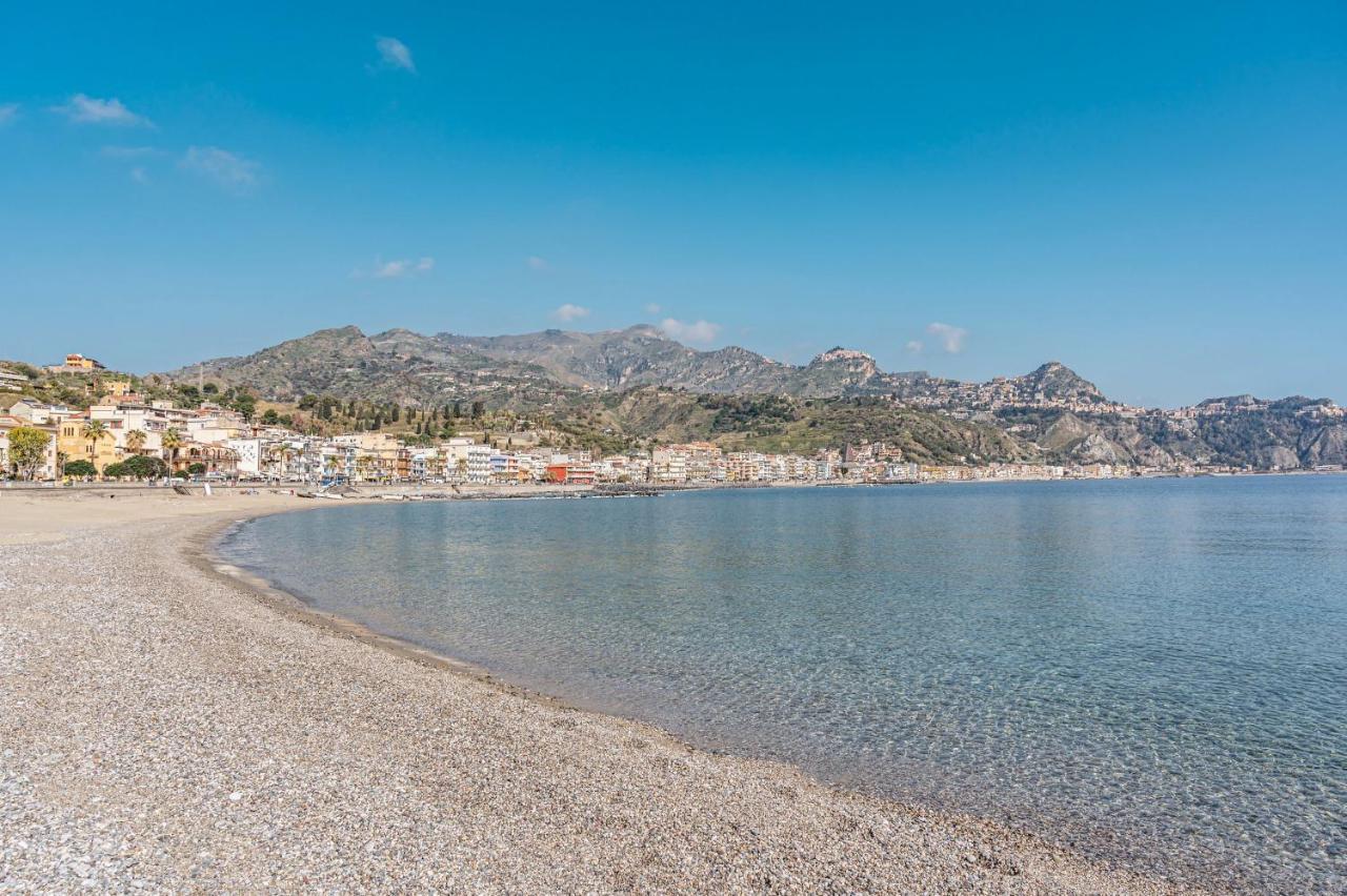 Naxos Bay Flat With Terrace 50 Meters From The Sea Διαμέρισμα Giardini Naxos Εξωτερικό φωτογραφία