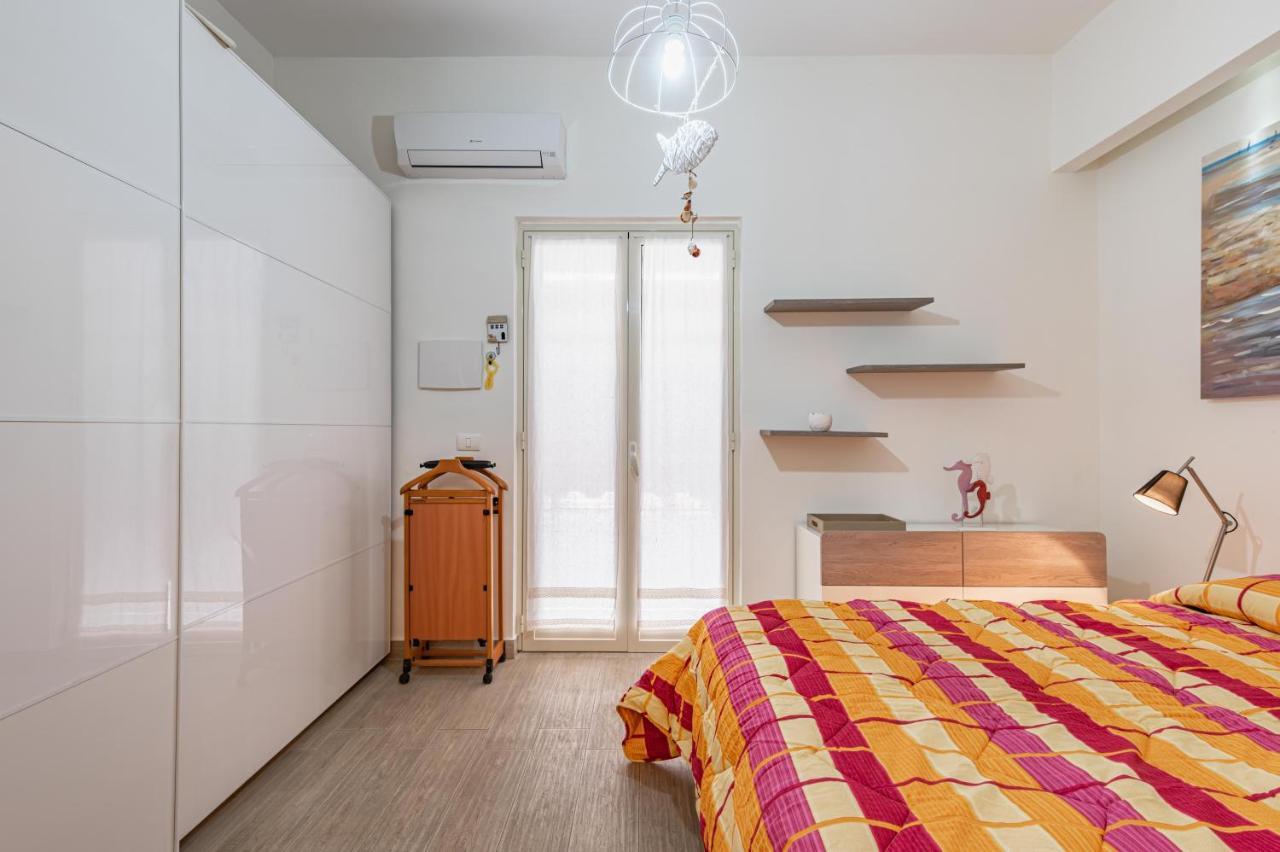 Naxos Bay Flat With Terrace 50 Meters From The Sea Διαμέρισμα Giardini Naxos Εξωτερικό φωτογραφία